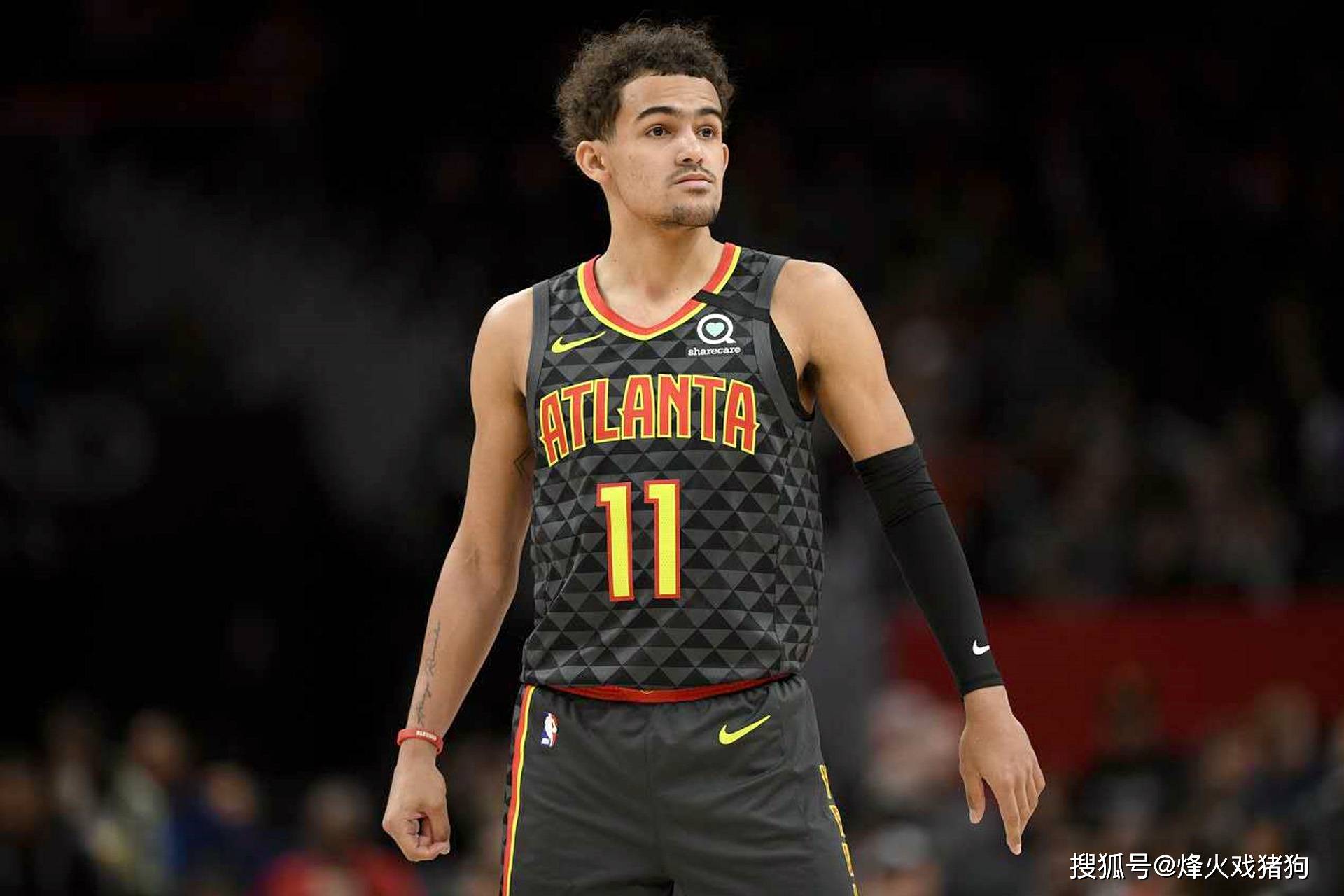 阿门要点名湖人换人应对火箭比赛（阿门点名：湖人需调整阵容应对火箭之战）