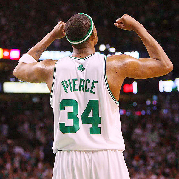 强势复苏！迪温琴佐、麦丹和里德合砍56分，上场仅12分（一战爆发！迪温琴佐、麦丹和里德合力砍下56分，上一场仅得12分）